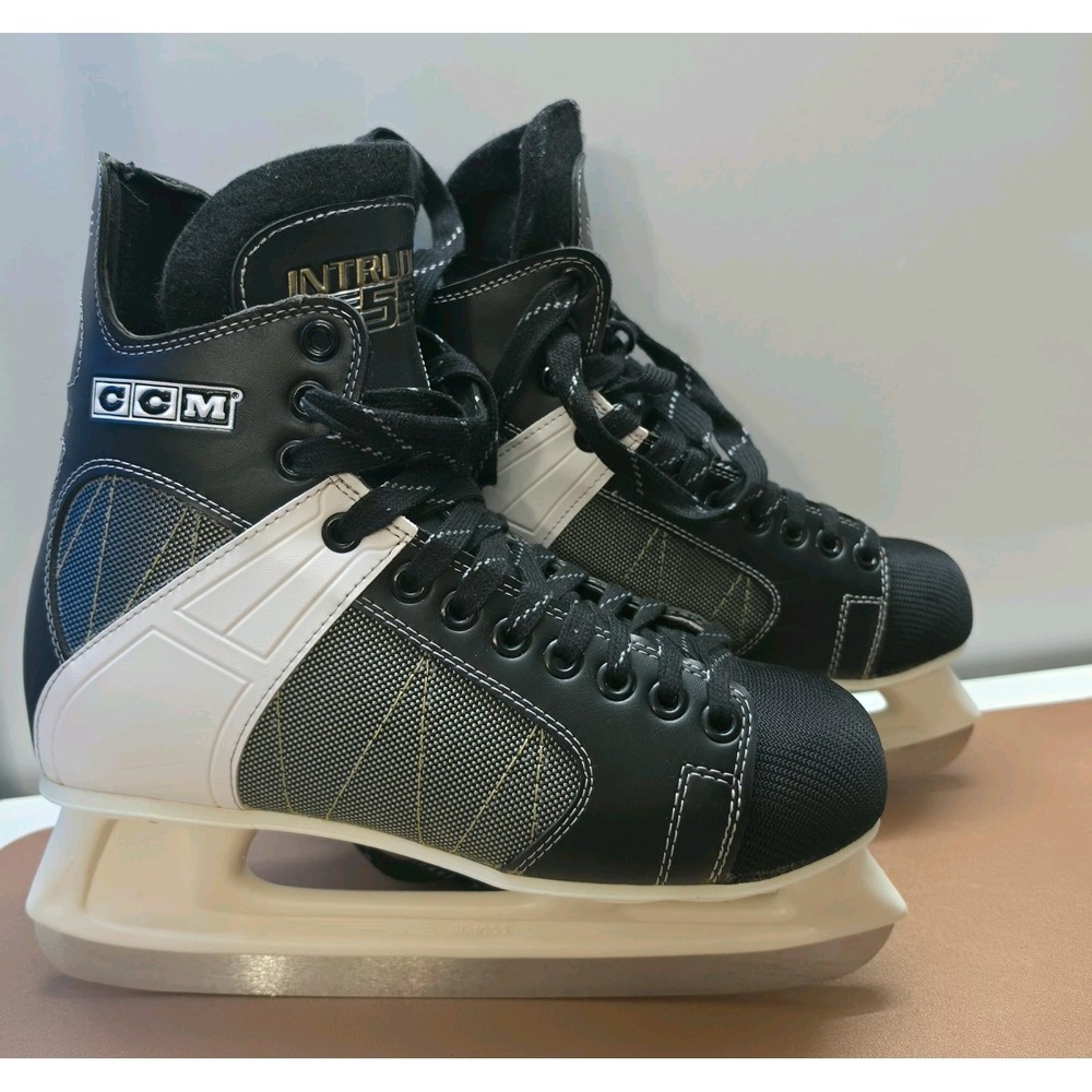 CCM Intruder 55 Hockey Skates Men's Size 11 Black Ice Skates *Read